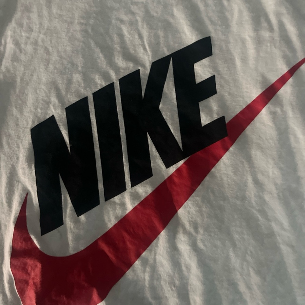 Nike White and Red Logo T-Shirt